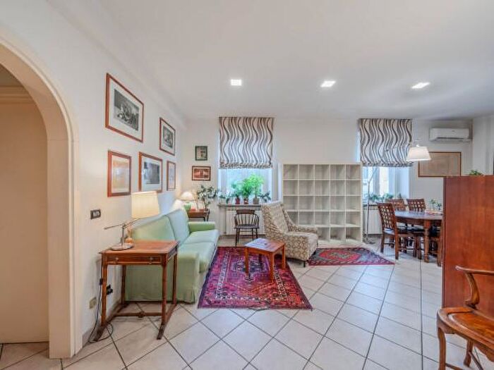 Appartamento quadrilocale in vendita in Viale Antonio Fratti, Terni