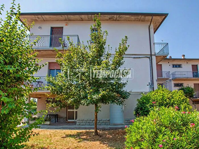 Appartamento quadrilocale in vendita in Via Marzari, Castel Bolognese