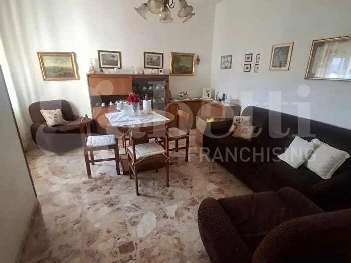 Appartamento trilocale in vendita in Viale Santa Panagia, Siracusa