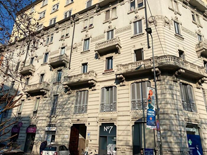 Appartamento trilocale in affitto in Viale Daniele Ranzoni, De Angeli, Milano
