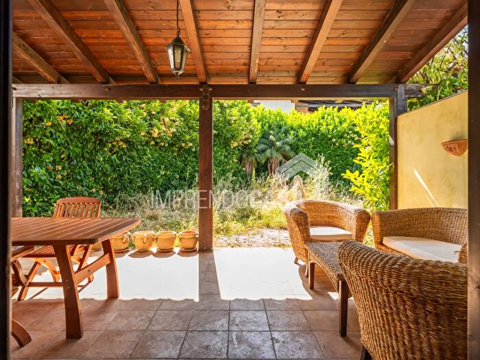 Casa trilocale in vendita in Contrada Pistavecchia Garbonogara, Campofelice Di Roccella