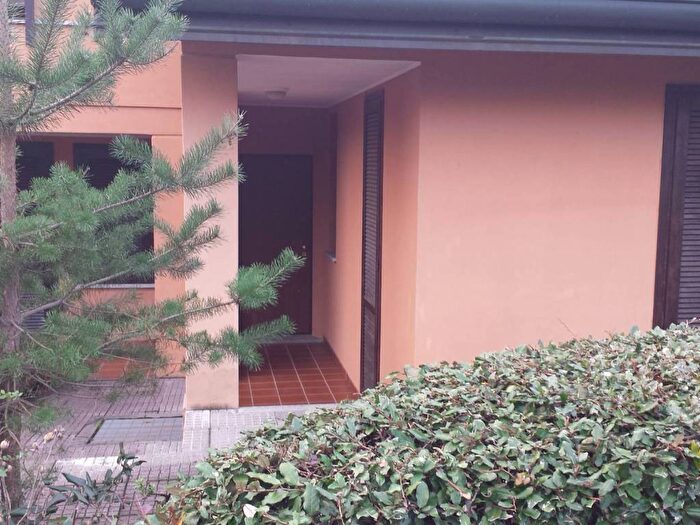 Casa quadrilocale in affitto in Via al Golf, La Pinetina, Carbonate