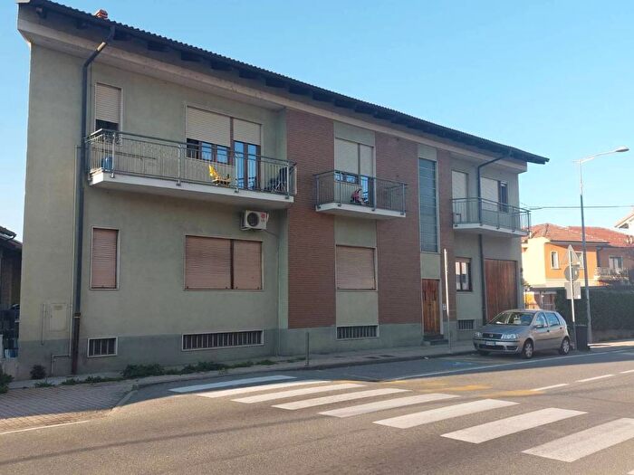 Appartamento trilocale in affitto in Via Leinì, Volpiano