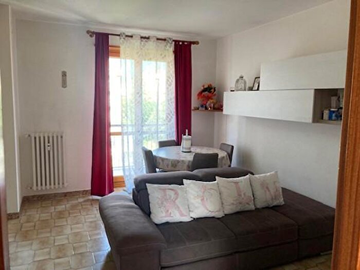 Appartamento con 5 locali in vendita in Largo Dino Buffa, Luserna San Giovanni