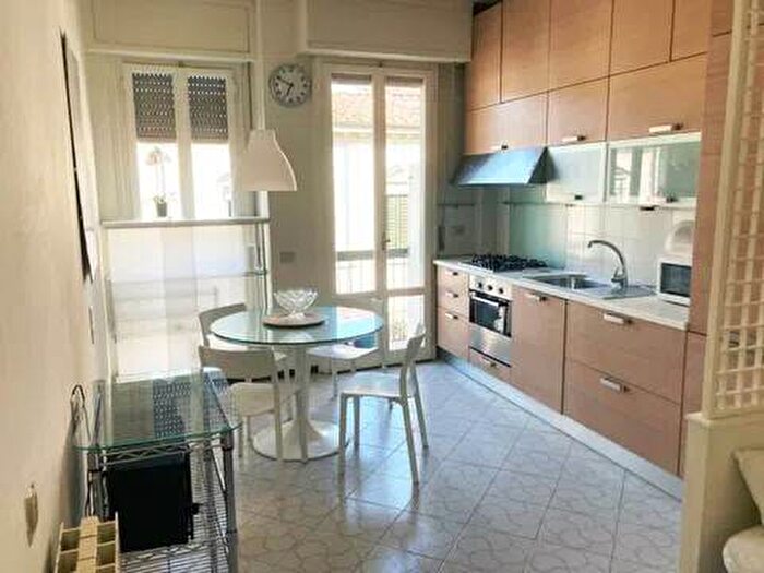 Appartamento trilocale in affitto in Neighbourhood Le Cure, Le Cure, Firenze