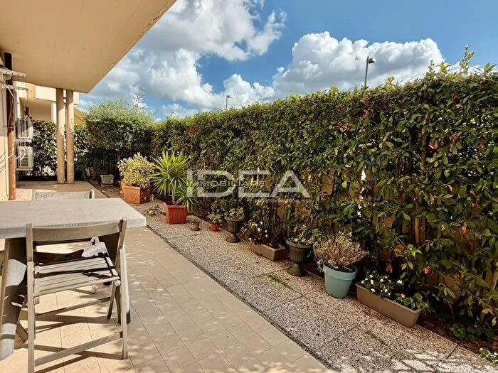 Appartamento trilocale in vendita in Via Nino Bixio, Viareggio