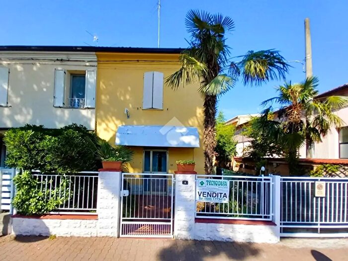 Casa quadrilocale in vendita in Via Pieve Masiera, Bagnacavallo