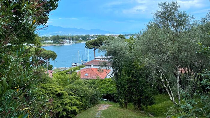 Casa in vendita in Ameglia