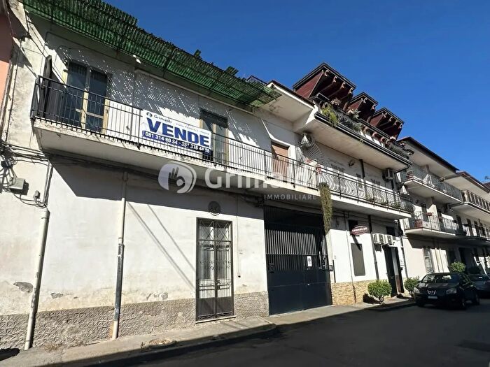 Appartamento in vendita in Via Giacomo Leopardi, Acerra