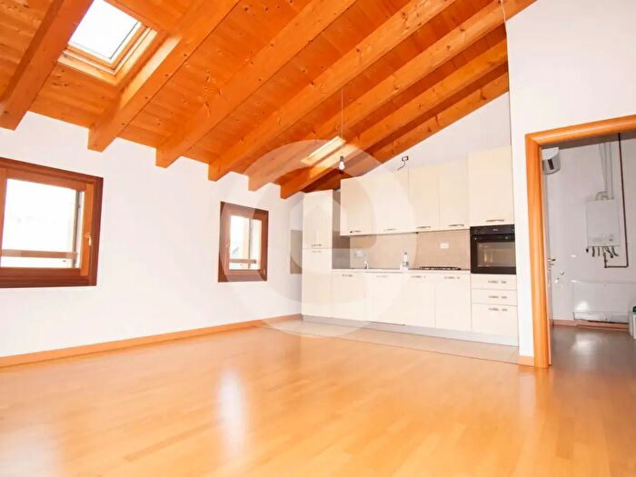 Appartamento trilocale in vendita in Via Einstein, Cadoneghe