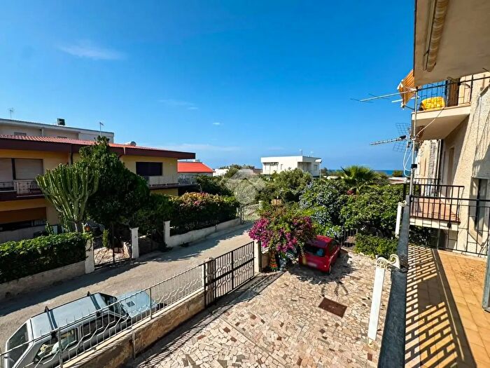 Appartamento trilocale in vendita in Via Lungomare, Amantea