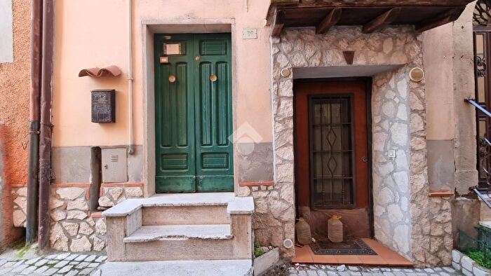 Appartamento trilocale in vendita in Via Ciminelli, Segni