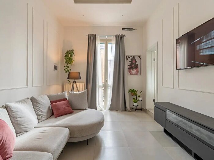 Appartamento quadrilocale in vendita in Via G Zimbalo, Lecce