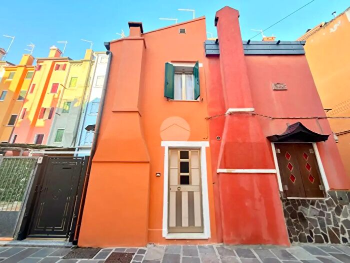 Casa bilocale in vendita in Via Sottomarina, Chioggia