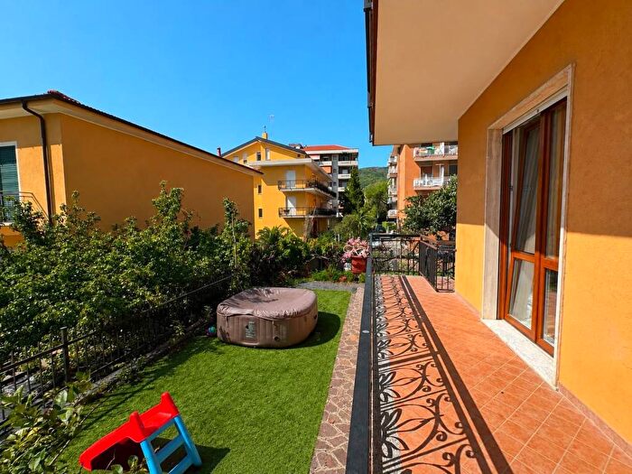 Appartamento trilocale in affitto in Via San Lazzaro, Marina Di Andora, Andora
