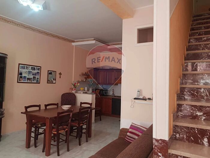 Casa con 5 locali in vendita in Via Fieramosca, Sortino