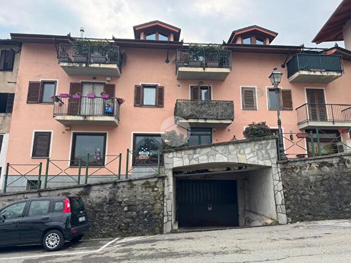 Appartamento trilocale in vendita in Via Maria Teresa Marchini, Giaveno