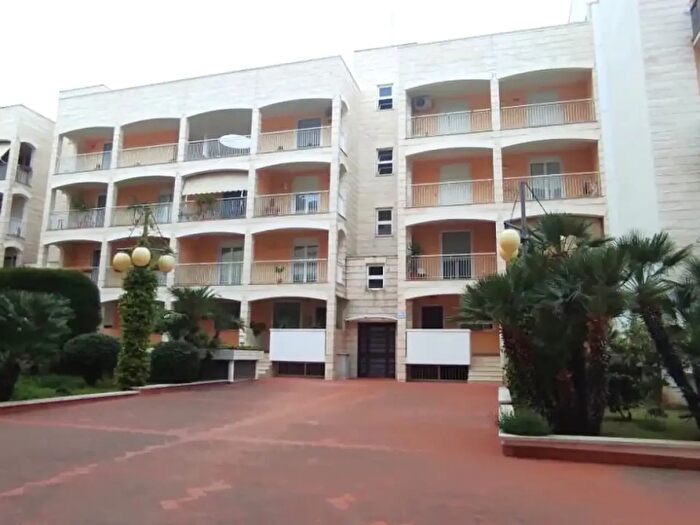 Appartamento trilocale in vendita in Via Milite Ignoto, Andria