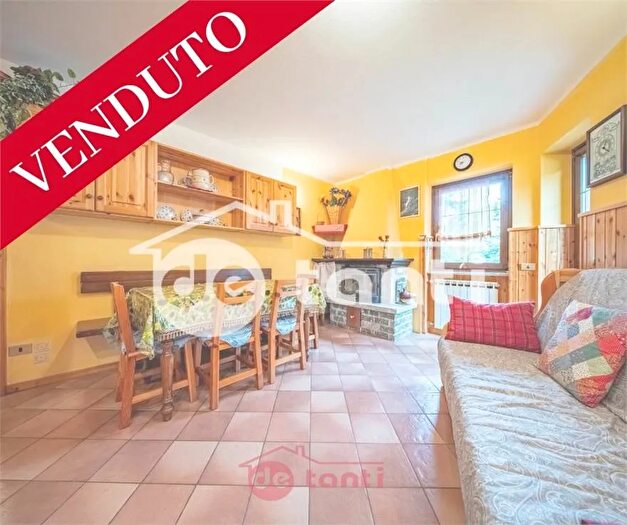 Appartamento quadrilocale in vendita in Via Giavere Campodolcino So, Campodolcino