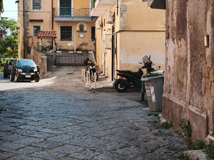Appartamento monolocale in affitto in Via Chiesa a Santa Croce, Zona Ospedaliera, Napoli