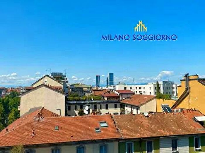 Appartamento trilocale in affitto in Via Vincenzo Foppa, Solari, Milano