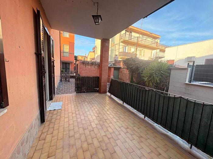 Appartamento trilocale in affitto in Via Cesare Battisti, Villanova, Guidonia Montecelio