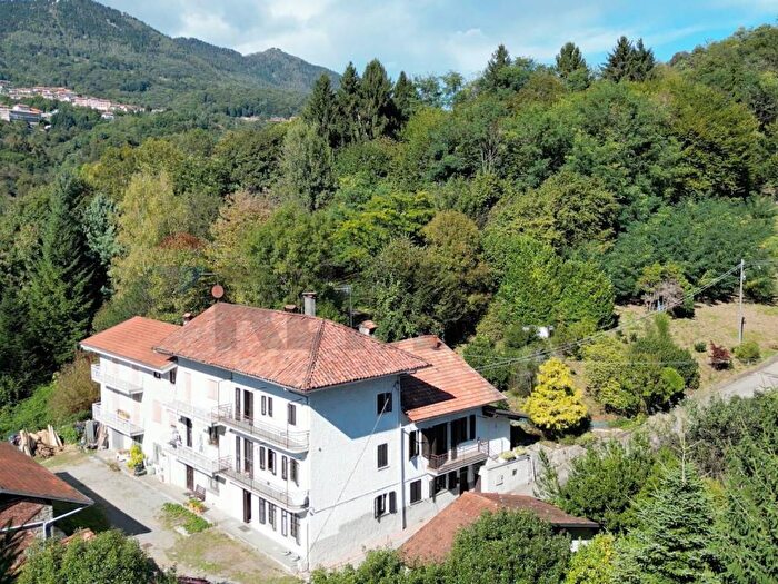 Appartamento con 6 locali in affitto in Frazione Bose, Valdilana