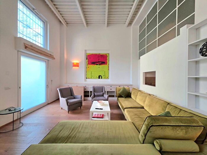 Appartamento trilocale in affitto in Viale Stelvio, Farini, Milano