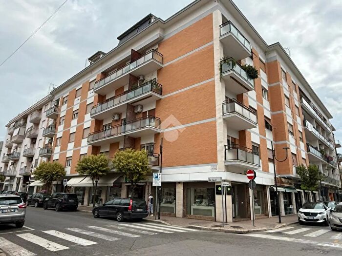 Appartamento bilocale in vendita in Via dei Lauri, Aprilia