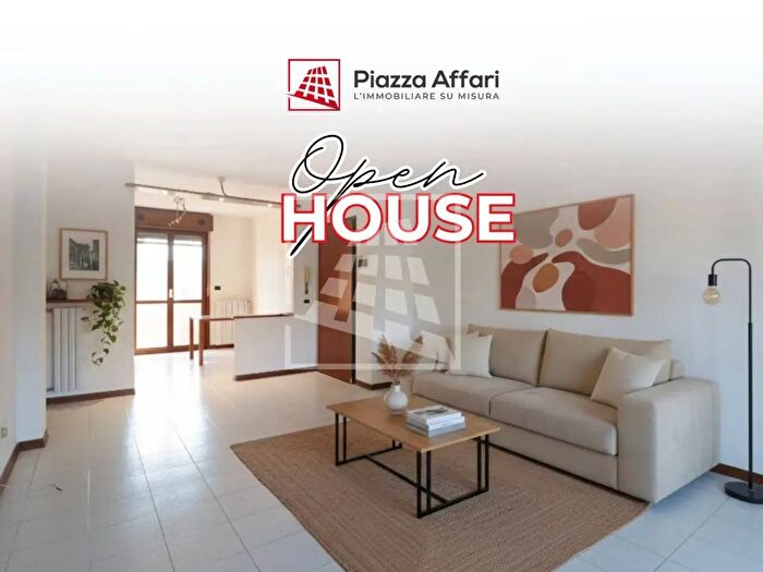 Appartamento trilocale in vendita in Via Virgilio, Quattro Castella