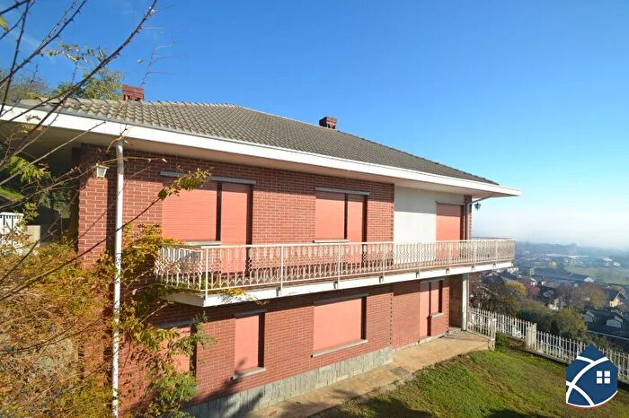 Casa con 8 locali in vendita in Piossasco Via Bellini Piossasco, Piossasco