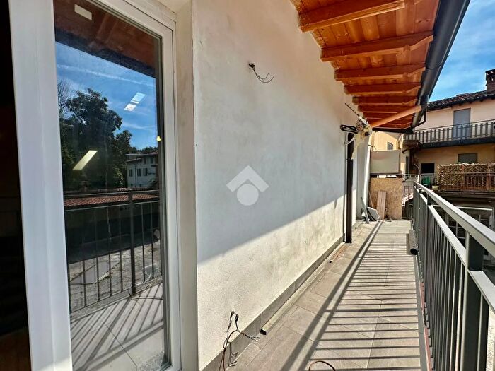 Appartamento bilocale in vendita in Via Locatelli, Martinengo