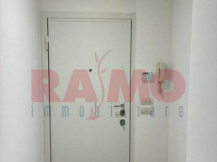 Appartamento trilocale in affitto in Via Giuseppe Antonio Borgese, Cenisio, Milano