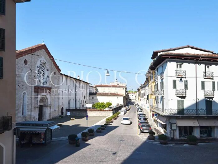 Appartamento trilocale in affitto in Corso Palestro, Brescia