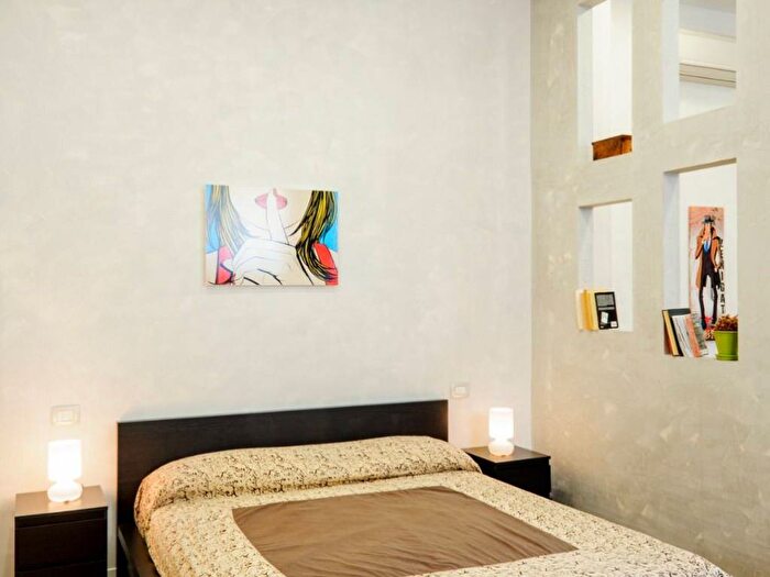 Appartamento bilocale in affitto in Via Pastrengo, Isola, Milano