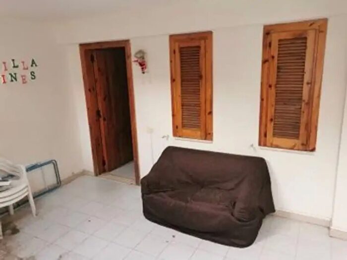 Appartamento bilocale in affitto in Via delle Rose, Squillace