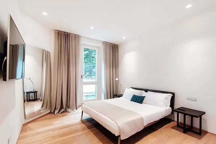 Appartamento monolocale in affitto in Lungo Lario Trento, Como