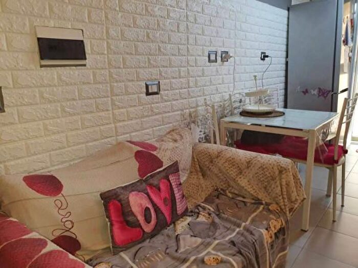 Appartamento monolocale in vendita in Lungomare Duca degli Abruzzi, Roma