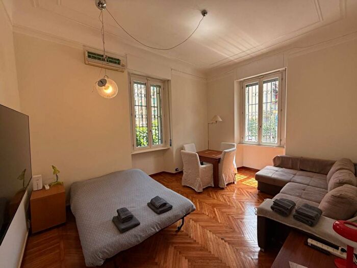 Appartamento trilocale in affitto in Via Marcona, Plebisciti Susa, Milano