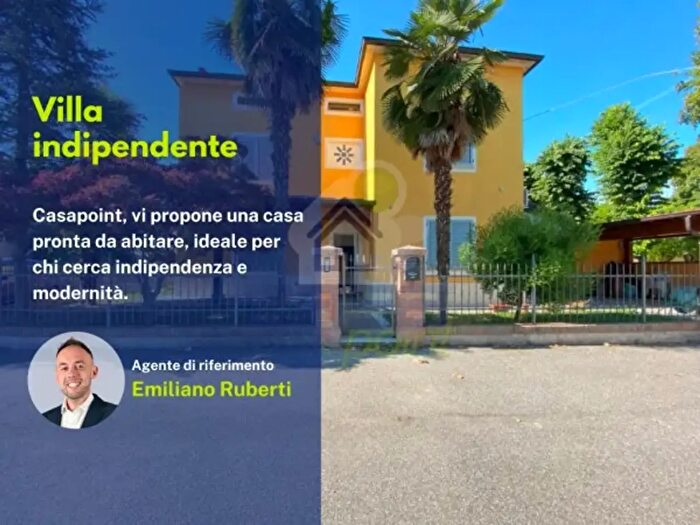 Casa quadrilocale in vendita in Via Pascoli, Boretto