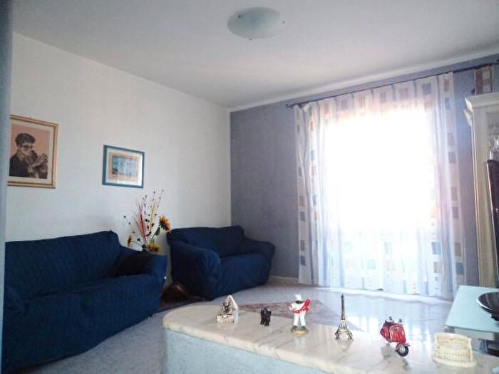 Appartamento trilocale in vendita in Via Lorenzo Maddem, Acireale