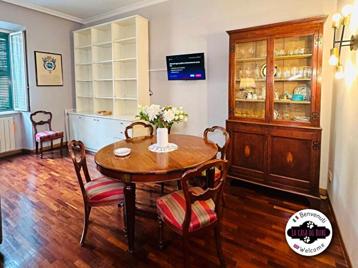 Appartamento trilocale in affitto in Via Chisimaio, Africano Villa Chigi, Roma