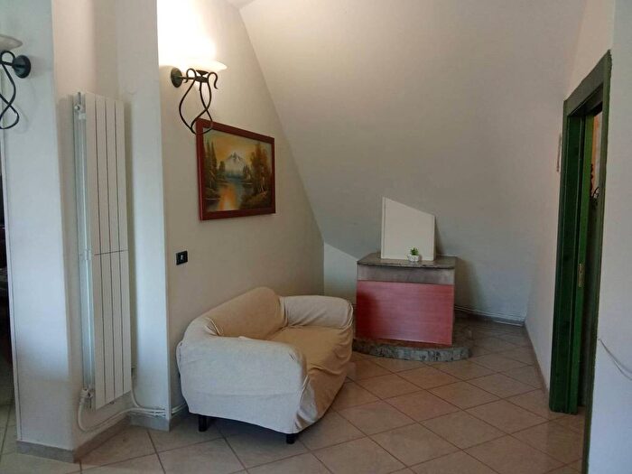 Casa trilocale in affitto in Via Isernia, Centro, Palma Campania