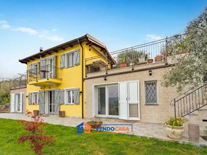 Casa con 6 locali in vendita in Via Borgo Barnati, Pontedassio