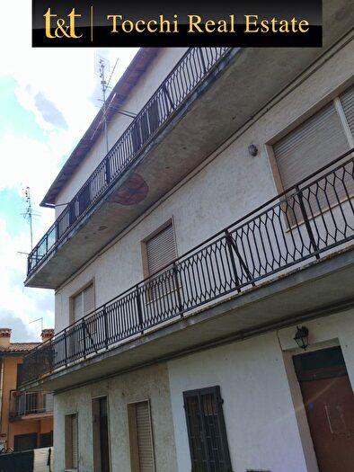 Appartamento con 6 locali in vendita in Milano, Mazzano Romano