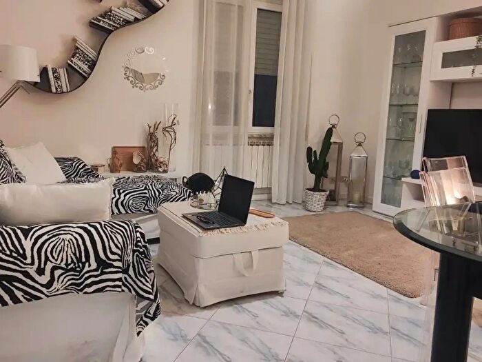 Appartamento con 5 locali in vendita in Carrara