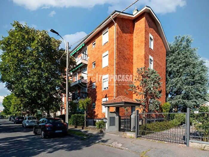 Appartamento quadrilocale in vendita in Via Mosè Bianchi, Villasanta