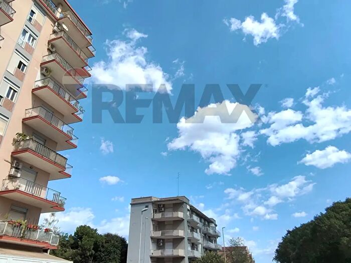 Appartamento con 7 locali in vendita in Viale Leonardo da Vinci, Catania