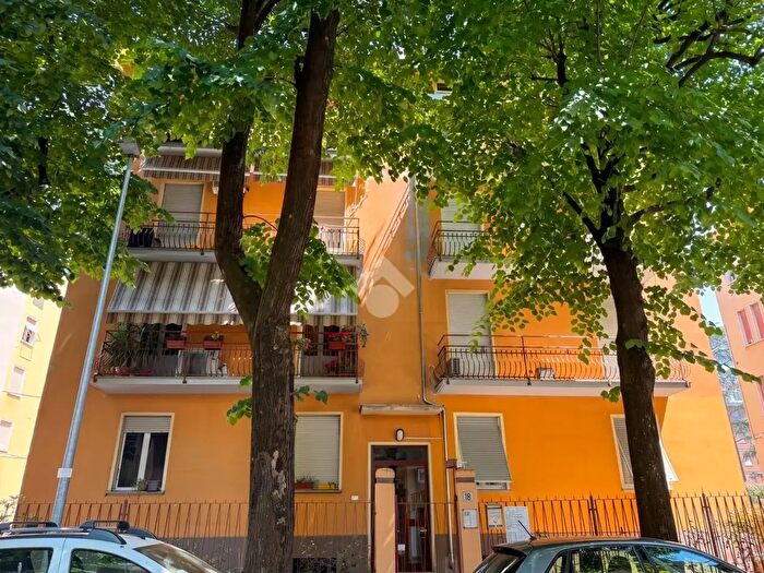 Appartamento bilocale in vendita in Via Luigi Musini, Parma