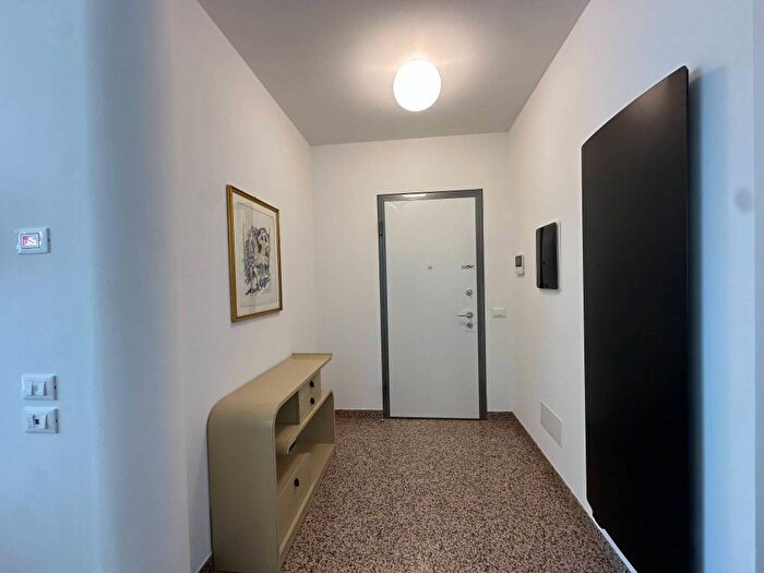 Appartamento trilocale in affitto in Via Strà, Centro, Caldiero